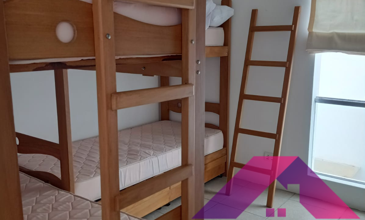 20 Dorm Secund 2