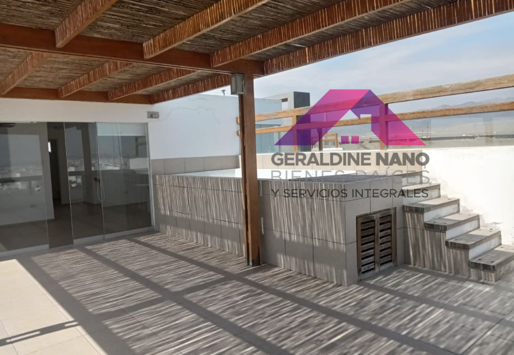 2 Terraza con Piscina