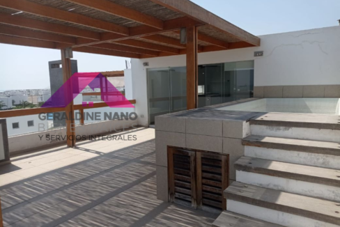 3 Terraza con Piscina