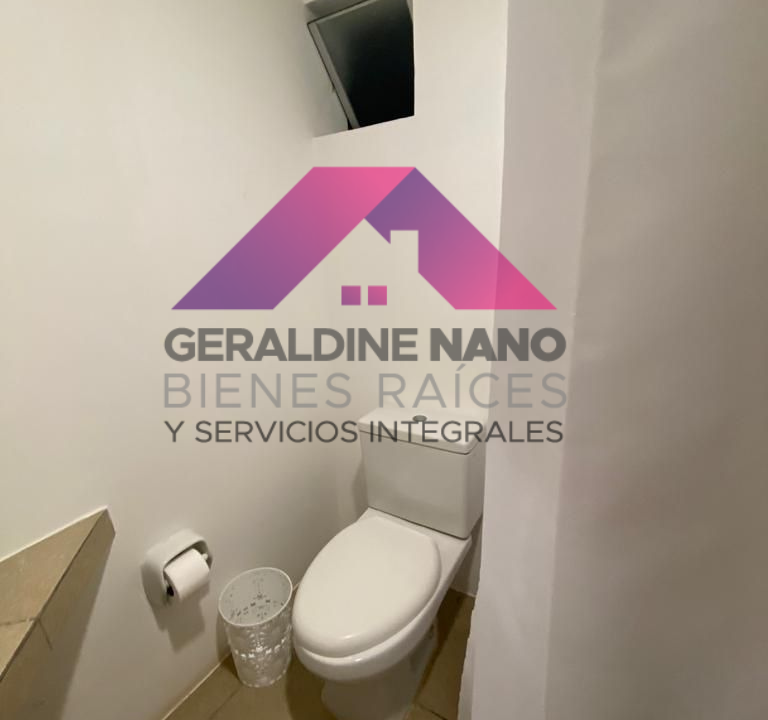 8 Baño de Visitas