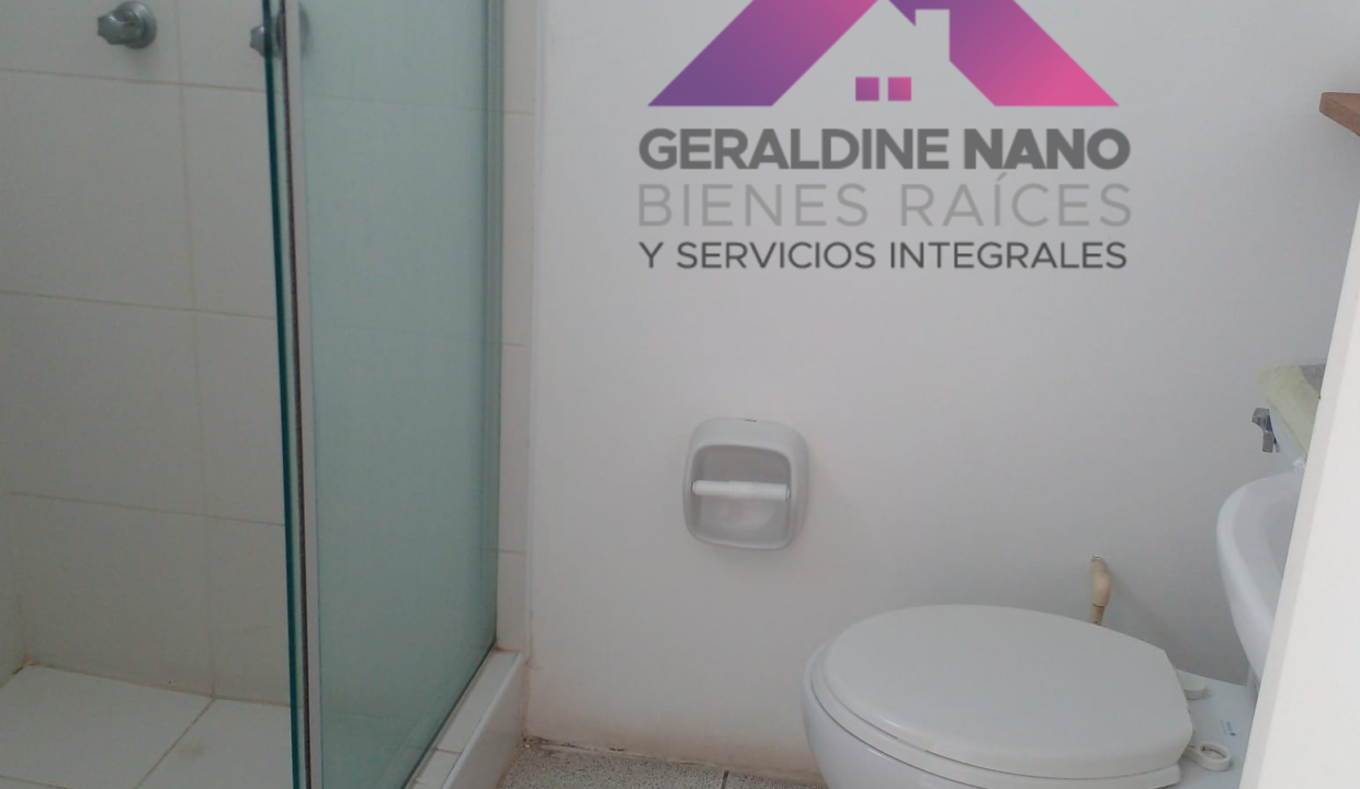 10 Baño de Servicio