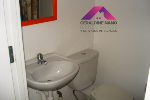 7 Baño de Servicio