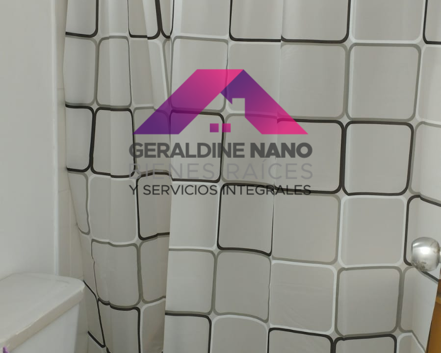 8 Baño de Servicio