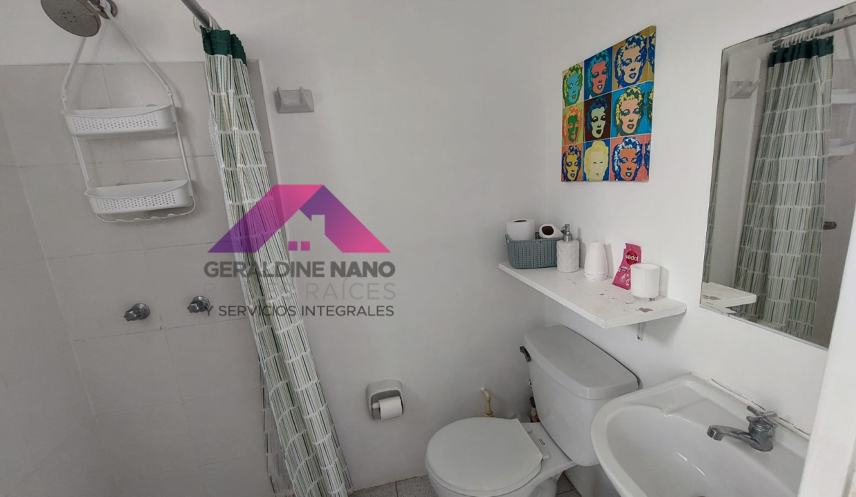 Baño de Servicio