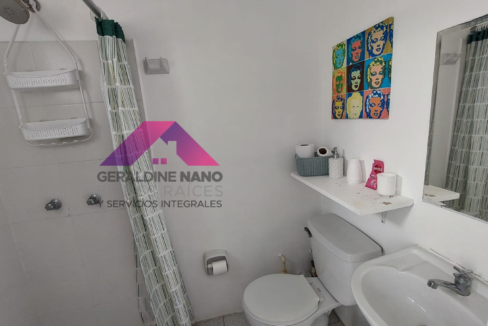 Baño de Servicio