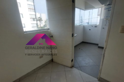 16 Cuarto de Servicio