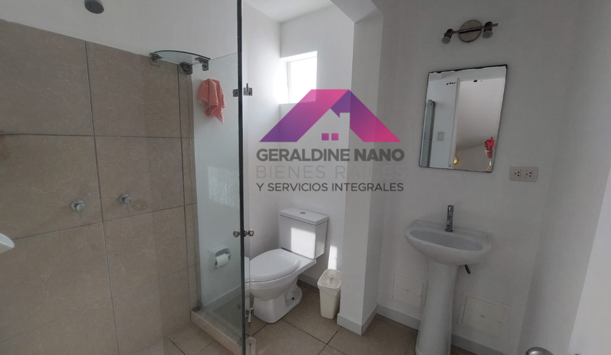 21 Baño Compartido