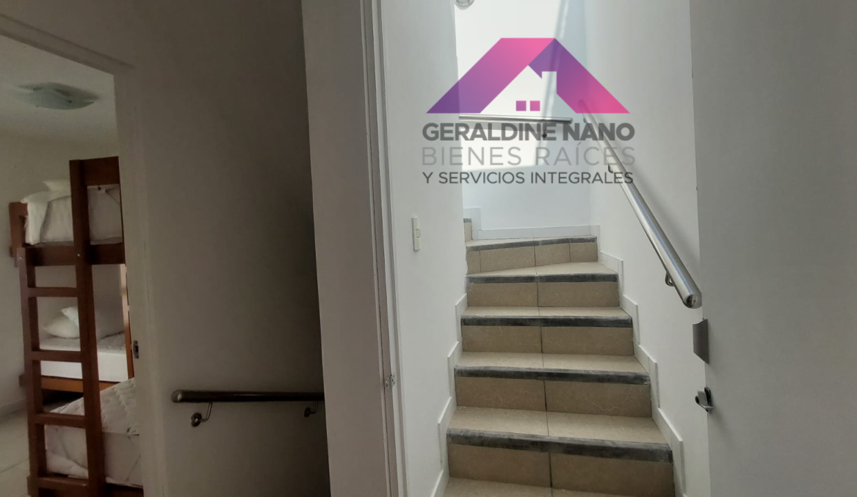 24 Escal. al 3er. piso