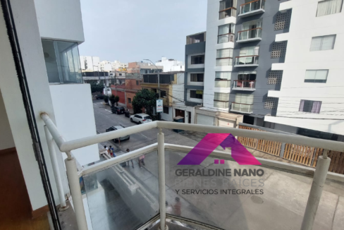 6 Balcón - Vista Calle