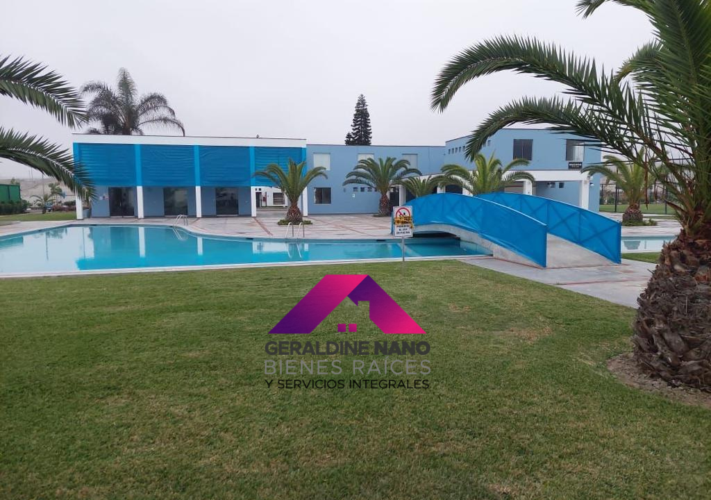 23 Piscina