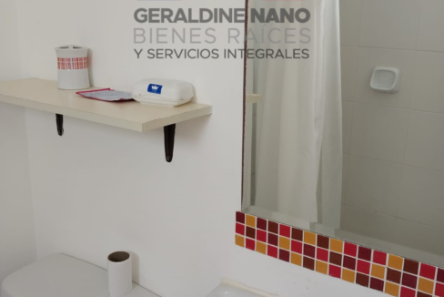 16 Baño de Servicio