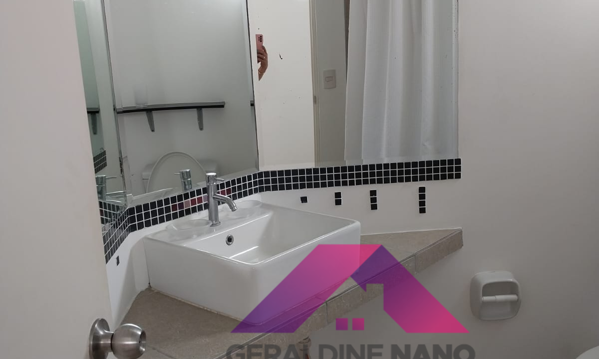 26 Baño incorp. dorm. princ.