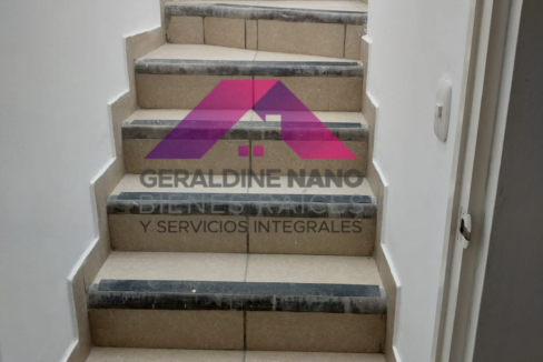 31 Escaleras al 3er. piso