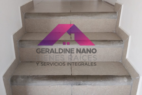 16 Escalera al 2do piso