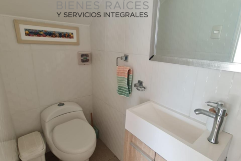 8 Baño de Visita
